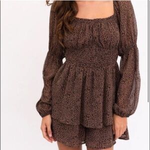 Le Lis Brown Leopard Print Long Sleeve Romper size Medium